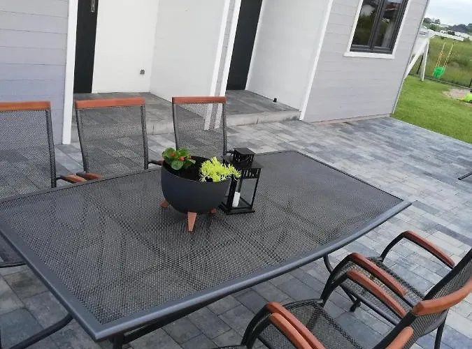 U Strazaka -morze Hébergement de vacances Gąski